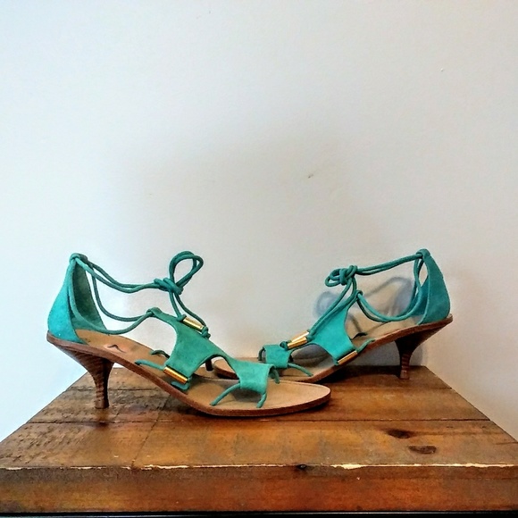 NIB Trina Turk Evelyn Suede Heeled Sandals - Picture 5 of 8